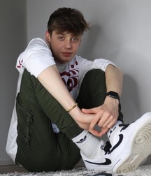 Boys 5dbaf6d511492.jpg