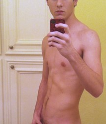 Boys with a boner 5dbafdf8bde42.jpg