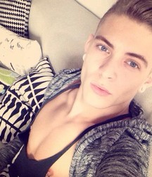 Boys 5dbd4887ecfb9.jpg