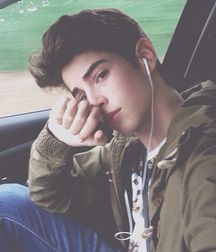 Boys 5dbd49bb0dbef.jpg