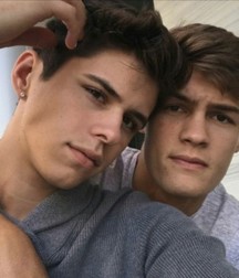 Boys 5dbe9ae70c06b.jpg