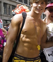 shirtless boys 5dbea6005a415.jpg