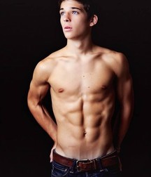 shirtless boys 5dc991e0c6c74.jpg