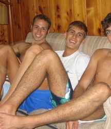 Boys 5dcf029a7bf25.jpg
