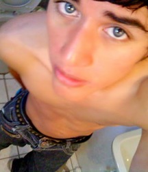 Boys 5dcf0632d0a9e.jpg