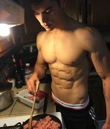 shirtless boys 5dd43630588ba.jpg