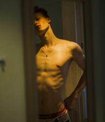 shirtless boys 5dd4367d13860.jpg