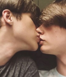Boys 5dd439cf78349.jpg