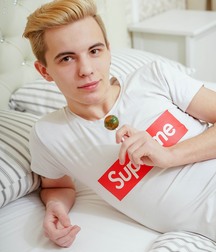 Boys 5ddf9cebd4d04.jpg