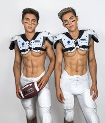 Boys 5ddf9e81f2915.jpg