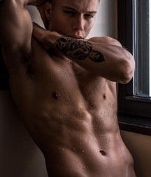 shirtless boys 5de28e2022c3f.jpg