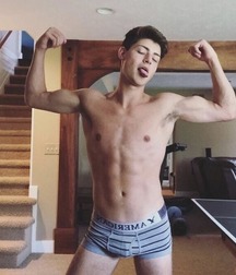 shirtless boys 5de2911ec2481.jpg