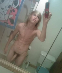 boys nude 5de3bfb22e8dd.jpg