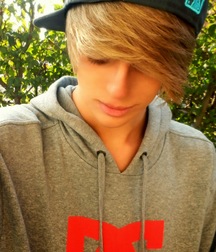 Boys 5e0468096a49d.jpg