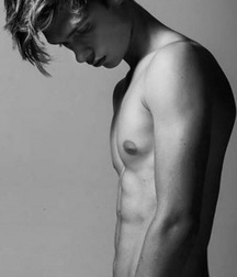 shirtless boys 5e08a44c35069.jpg