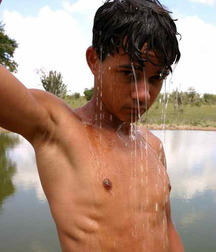 Ricardo 5e0bb105f2e8b.jpg