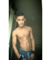 shirtless boys twink tube 5e0c60807e95b.jpg