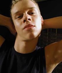 Aaron oiled up twink porn tube 5e14d45225ae4.jpg