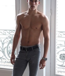 shirtless boys teen gay 5e178405e03d2.jpg