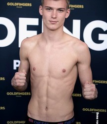 shirtless boys teen gay 5e1784c152c84.jpg