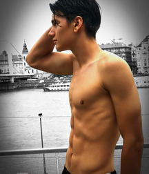 shirtless boys teen gay 5e17850ddec7d.jpg