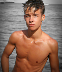 shirtless boys teen gay 5e17856d53ca5.jpg