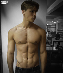 shirtless boys teen gay 5e1785a05ff10.jpg