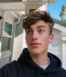 Boys & Their Amateur Porn Selfies 5e1c9b914760b.jpg