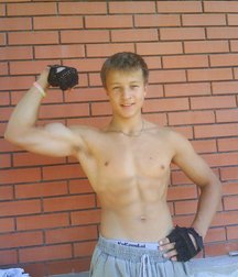 shirtless boys 5e25f8e217fd3.jpg