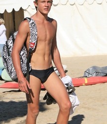 shirtless boys teen gay twinks 5e2b205b61bfd.jpg