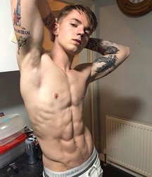 shirtless boys twink tube guys 5e356c1283ea7.jpg