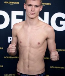 shirtless boys twink tube guys 5e356df5d0927.jpg