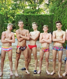 shirtless boys teen gay young 5e3dd28640f44.jpg