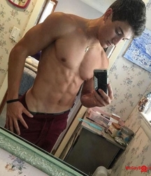 shirtless boys young teen gay 5e4572dfe049c.jpg
