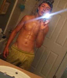 shirtless boys young teen gay 5e457561d19a0.jpg