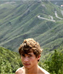 Rene twink tube poen 5e4903421f49f.jpg
