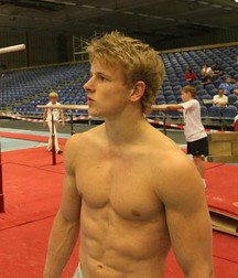 shirtless boys jocks twinks 5e4aef1808483.jpg