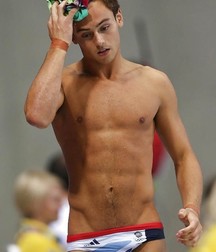 shirtless boys jocks twinks 5e4aef4c634df.jpg