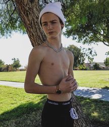 shirtless boys jocks twinks 5e4af06676cc8.jpg