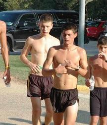 shirtless boys 5e5251baad986.jpg