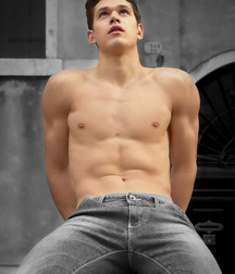 shirtless boys jocks twinks young 5e5978dd1e8cf.jpg