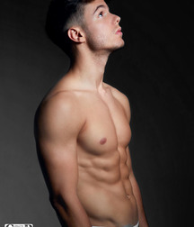 shirtless boys jocks twinks young 5e5979024e90e.jpg