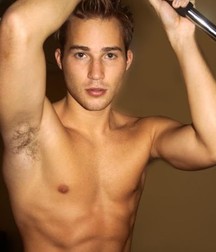 shirtless boys 5e7ba07e89f2b.jpg