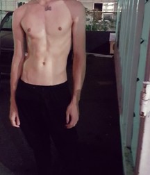 shirtless boys 5e7ba164b1038.jpg