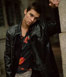 Boys selfies gay tube 5e7f04d539c21.jpg