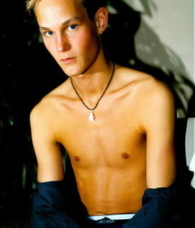 Patrick - Gay Teen Porn Twink 5f26758f4ad08.jpg