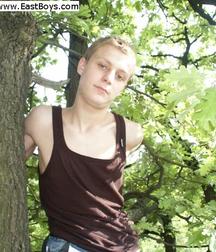 Frederik-Eastboys 58efb8222c098.jpg
