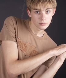 Bennie-Skinny 58f7be9b5b1e8.jpg