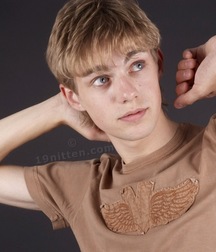 Bennie-Skinny 58f7be9f36a2d.jpg