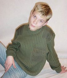 Denis 590b7f553fc1e.jpg